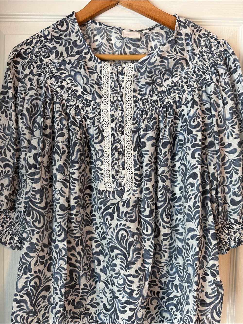 Zac & Rachel White and Navy Floral Peasant Blouse